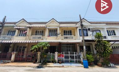Casa adosada en venta de 3 habitaciones en Phra Pradaeng, Samut Prakan