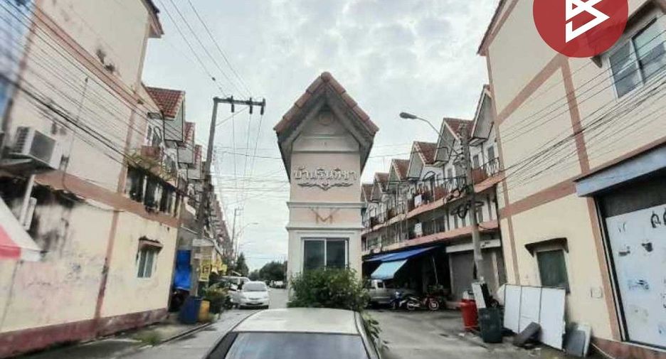 For sale 2 bedrooms retail Space in Mueang Samut Prakan, Samut Prakan