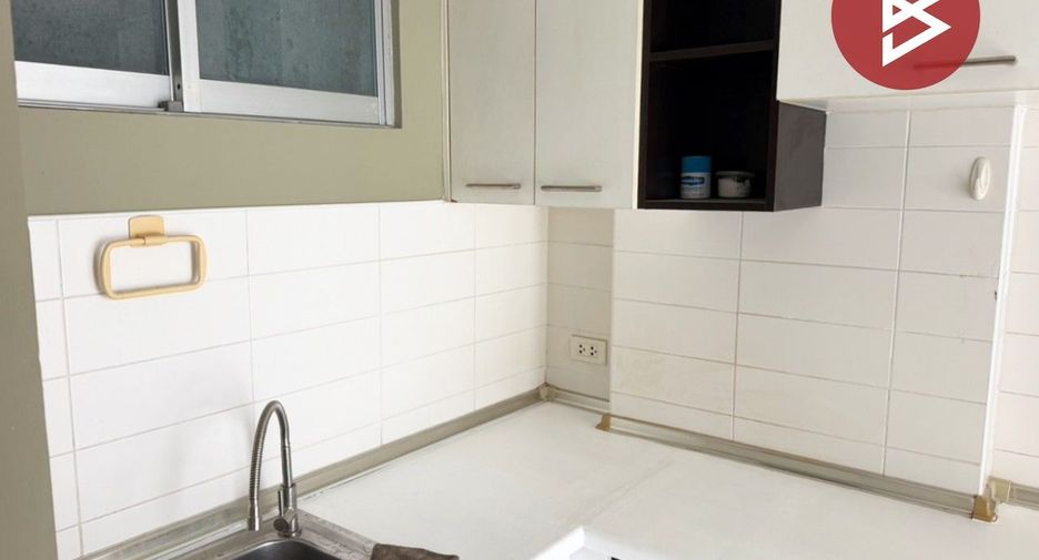 For sale 1 bed condo in Huai Khwang, Bangkok
