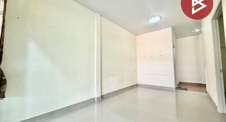 Reihenhaus zum Kauf mit 2 Zimmer in Ongkharak, Nakhon Nayok