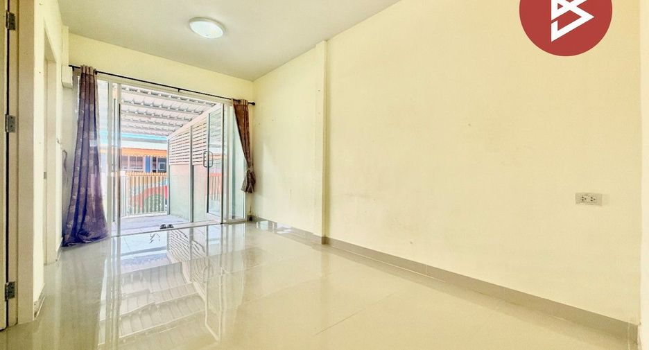 Reihenhaus zum Kauf mit 2 Zimmer in Ongkharak, Nakhon Nayok