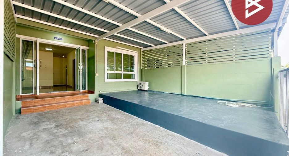 Reihenhaus zum Kauf mit 2 Zimmer in Ongkharak, Nakhon Nayok