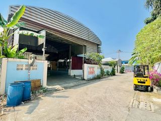 出租 仓库 在 Chom Thong, 曼谷