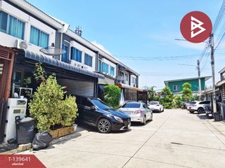 出售 3 卧室 联排别墅 在 Mueang Samut Sakhon, Samut Sakhon