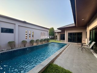 Villa zur Miete mit 3 Zimmer in Bang Lamung, Chonburi