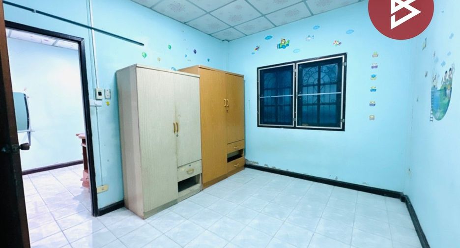 For sale 2 bedrooms townhouse in Nong Khae, Saraburi