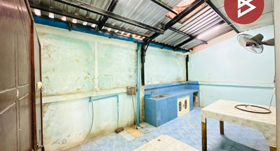 For sale 2 bedrooms townhouse in Nong Khae, Saraburi