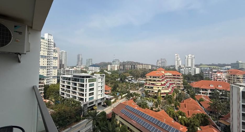 For rent studio condo in Pratumnak, Pattaya