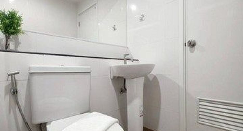 À vendre 1 chambre condo à Phra Khanong, Bangkok