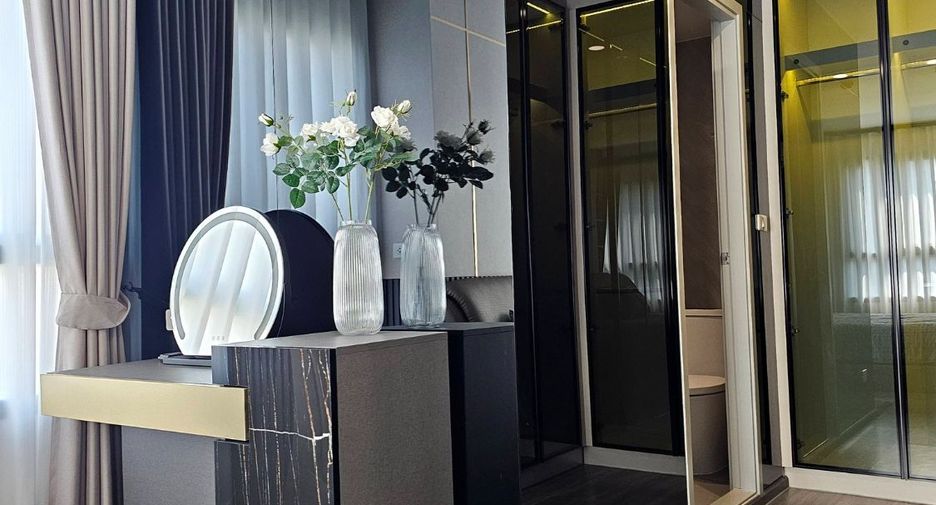 For sale 2 bedrooms condo in Bang Rak, Bangkok
