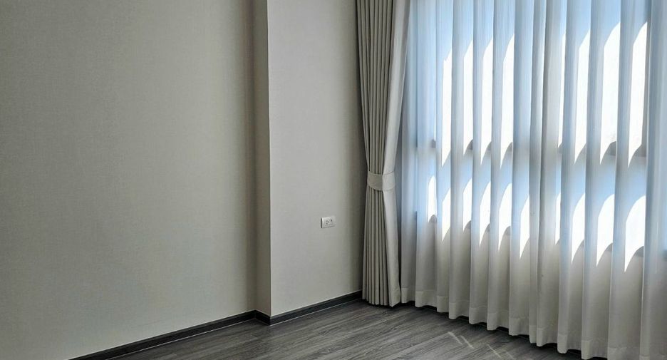 For sale 2 bedrooms condo in Bang Rak, Bangkok
