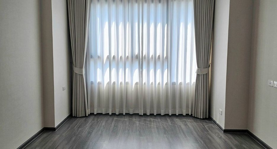For sale 2 bedrooms condo in Bang Rak, Bangkok