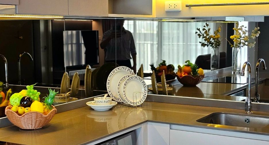 For sale 2 bedrooms condo in Bang Rak, Bangkok