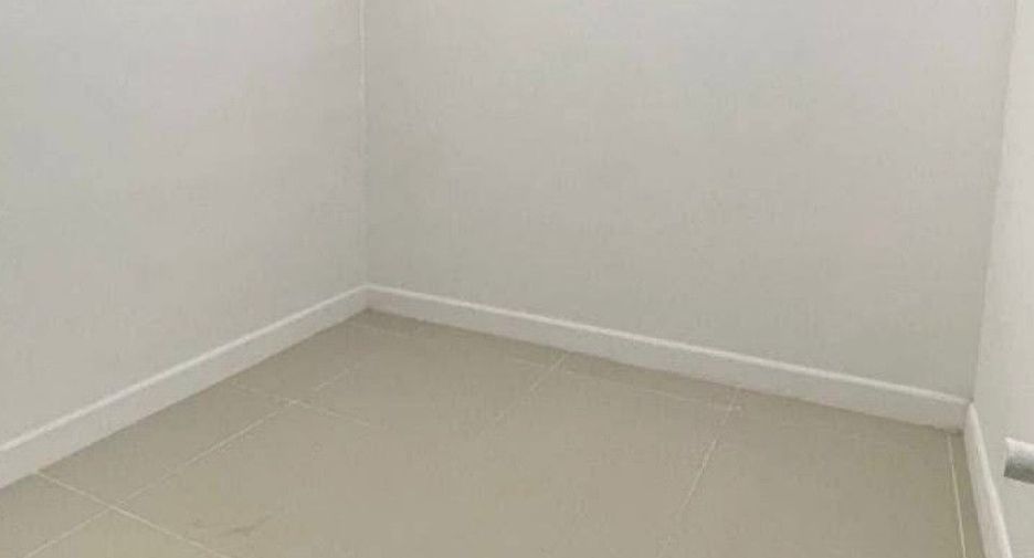 For sale 3 bedrooms townhouse in Bang Phli, Samut Prakan