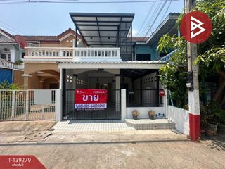 Продажа 3 спальни таунхаус в Mueang Pathum Thani, Патумтани