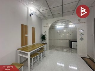 Продажа 3 спальни таунхаус в Mueang Pathum Thani, Патумтани