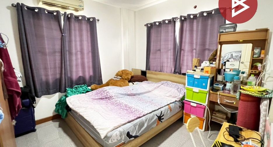 For sale 3 bedrooms house in Prawet, Bangkok