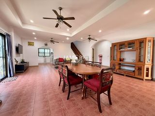 Haus zur Miete mit 4 Zimmer in Bang Lamung, Chonburi