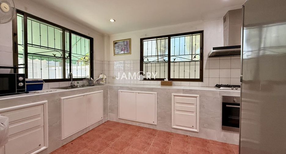 Haus zur Miete mit 4 Zimmer in East Pattaya, Pattaya
