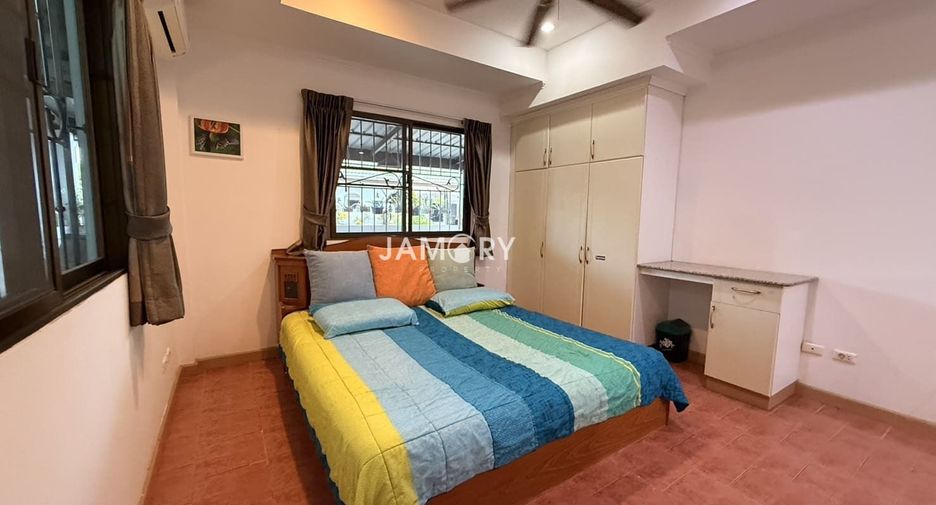 Haus zur Miete mit 4 Zimmer in East Pattaya, Pattaya