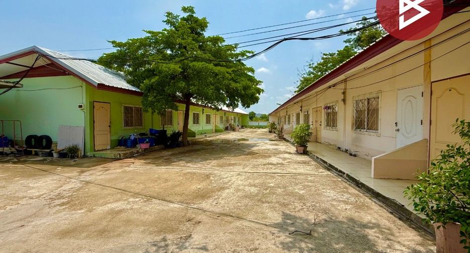 For sale 6 bedrooms apartment in Sa Bot, Lopburi