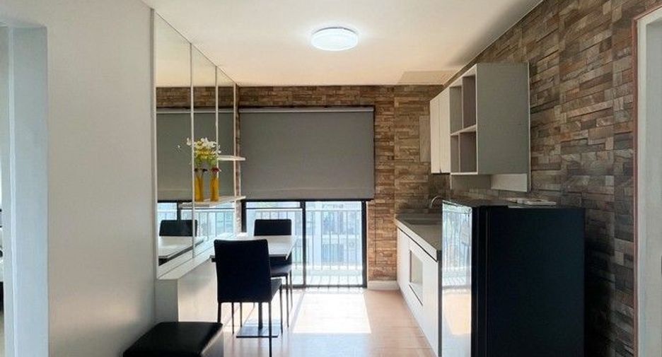 À vendre 2 chambres condo à Bang Na, Bangkok
