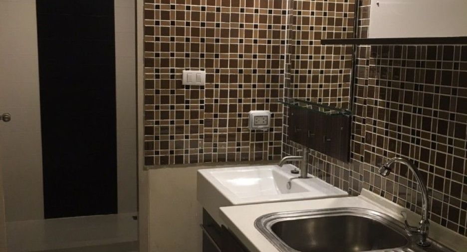 For sale 1 bed condo in Bang Khen, Bangkok