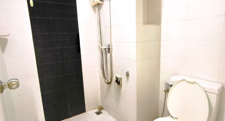 For sale 1 bed condo in Bang Khen, Bangkok