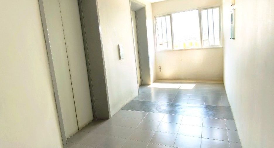For sale 1 bed condo in Bang Khen, Bangkok