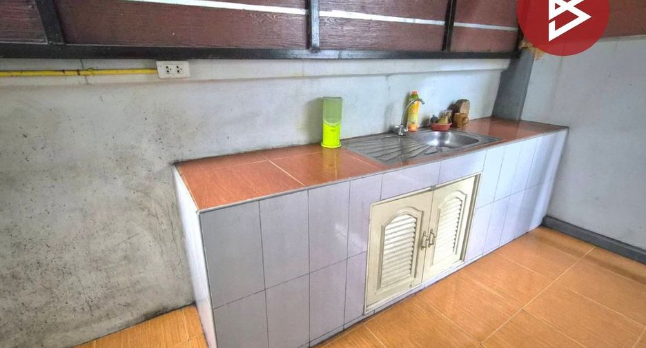 出售 2 卧室 独立屋 在 Si Racha, Chon Buri