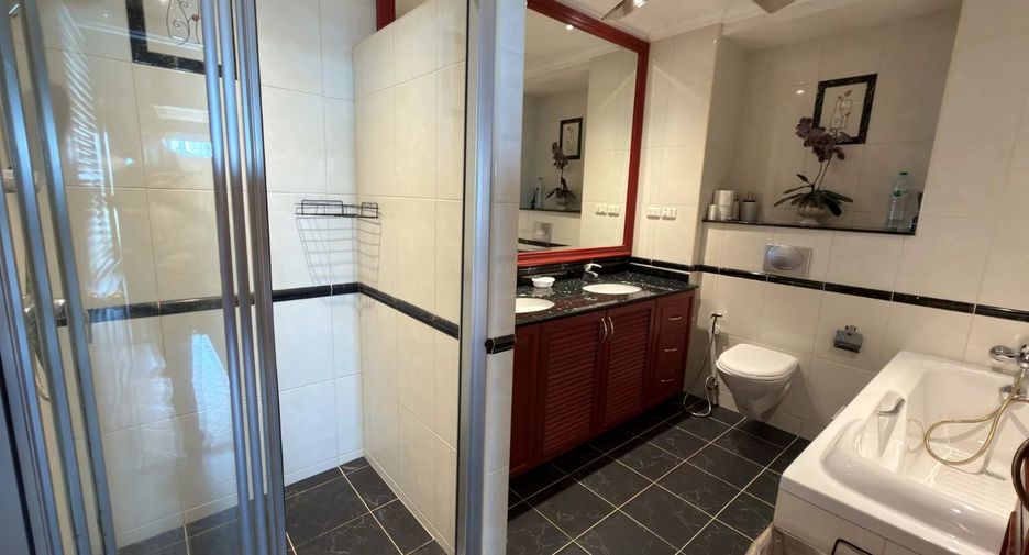 For rent 2 ベッドルーム condo in Pratumnak, Pattaya