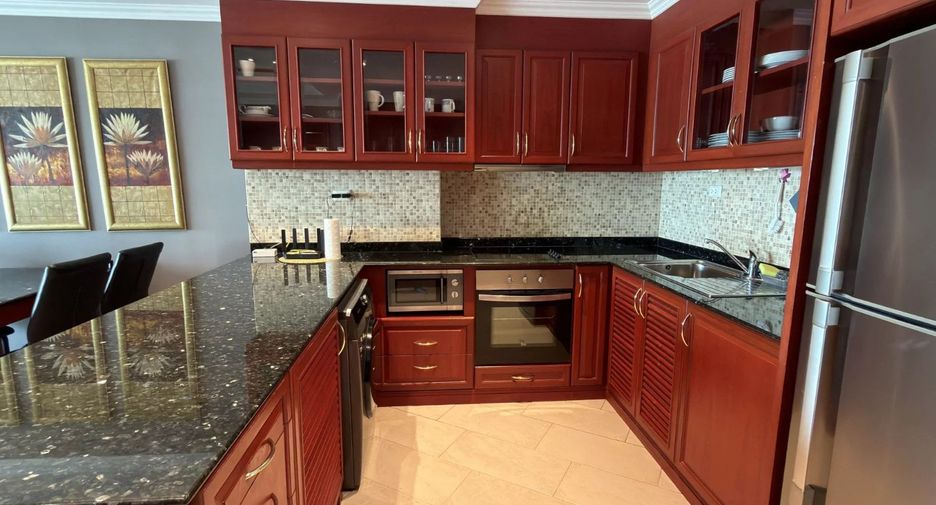 For rent 2 ベッドルーム condo in Pratumnak, Pattaya