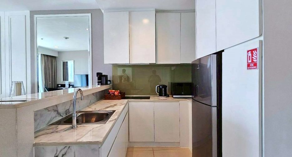Apartamento con servicios en alquiler de 1 habitaciones en Pathum Wan, Bangkok