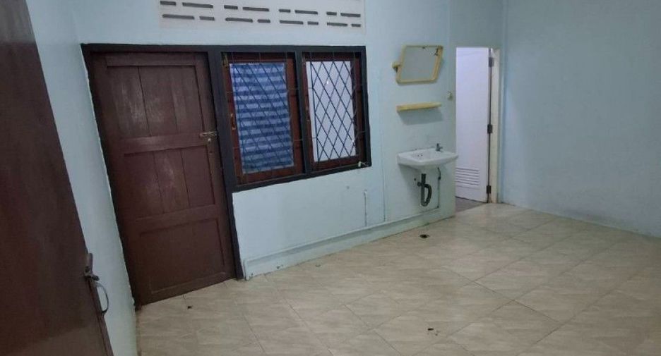 À vendre 2 chambres maison de ville à Mueang Chanthaburi, Chanthaburi