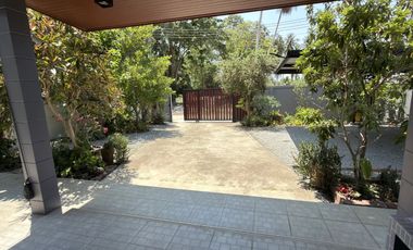 Villa en venta de 4 habitaciones en East Pattaya, Pattaya
