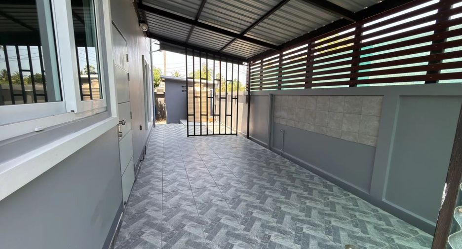 Villa zum Kauf mit 4 Zimmer in East Pattaya, Pattaya