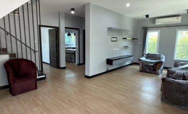 Villa en venta de 4 habitaciones en East Pattaya, Pattaya