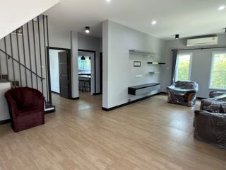 For sale 4 ベッドルーム villa in Bang Lamung, Chonburi