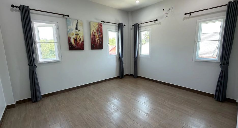 Villa zum Kauf mit 4 Zimmer in East Pattaya, Pattaya