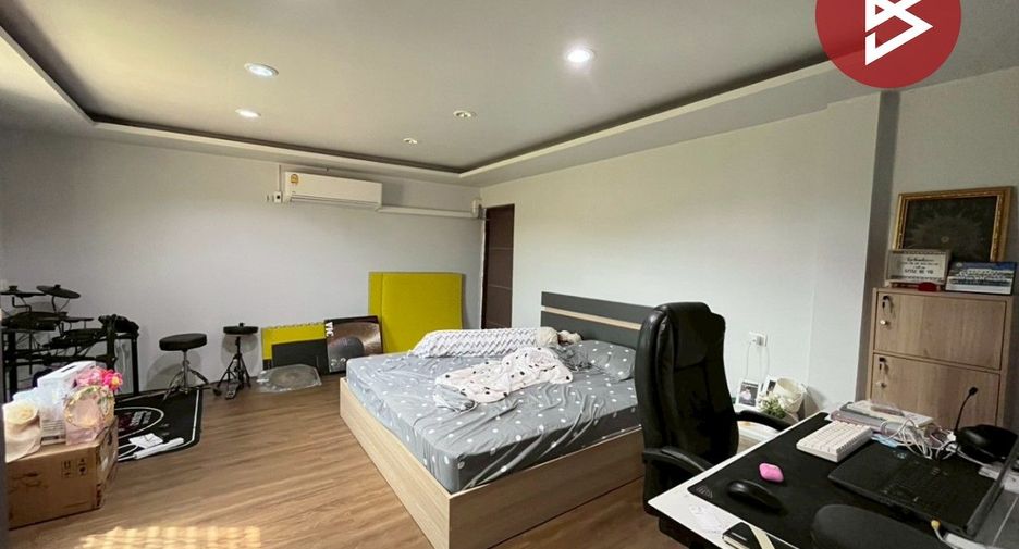For sale 3 bedrooms house in Ban Chang, Rayong