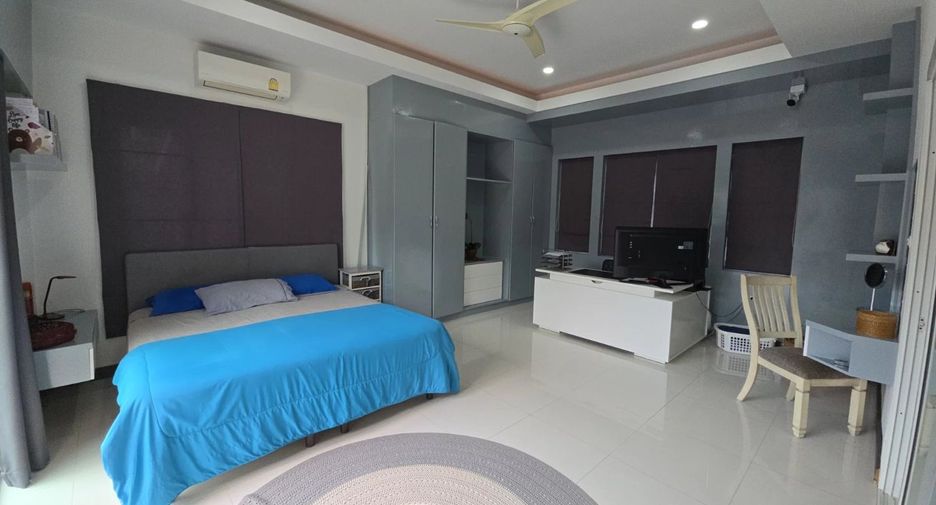 For sale 3 ベッドルーム villa in Huay Yai, Pattaya