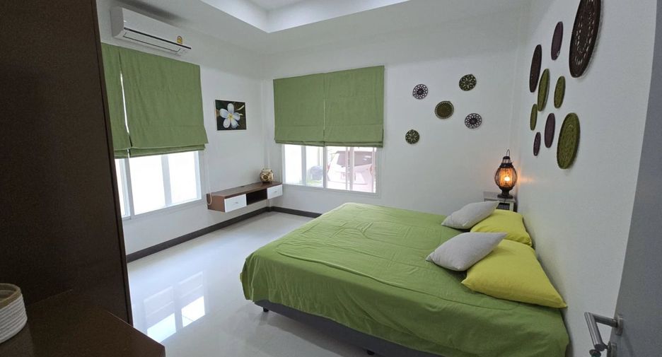 For sale 3 ベッドルーム villa in Huay Yai, Pattaya