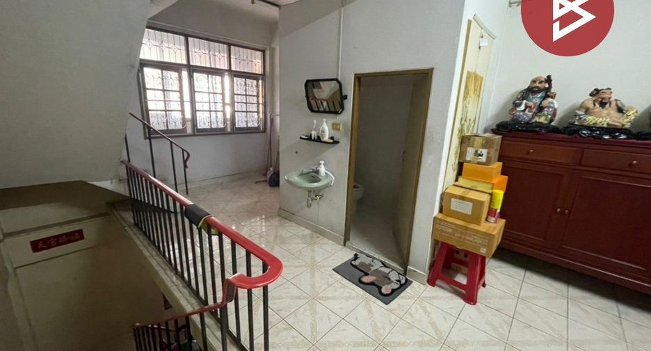 For sale 10 bedrooms retail Space in Bang Na, Bangkok
