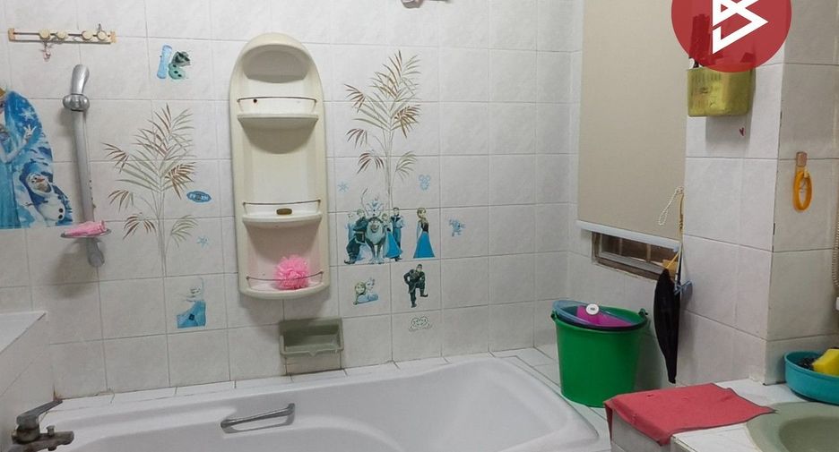 For sale 10 bedrooms retail Space in Bang Na, Bangkok