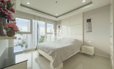 For sale 1 bed condo in Pratumnak, Pattaya