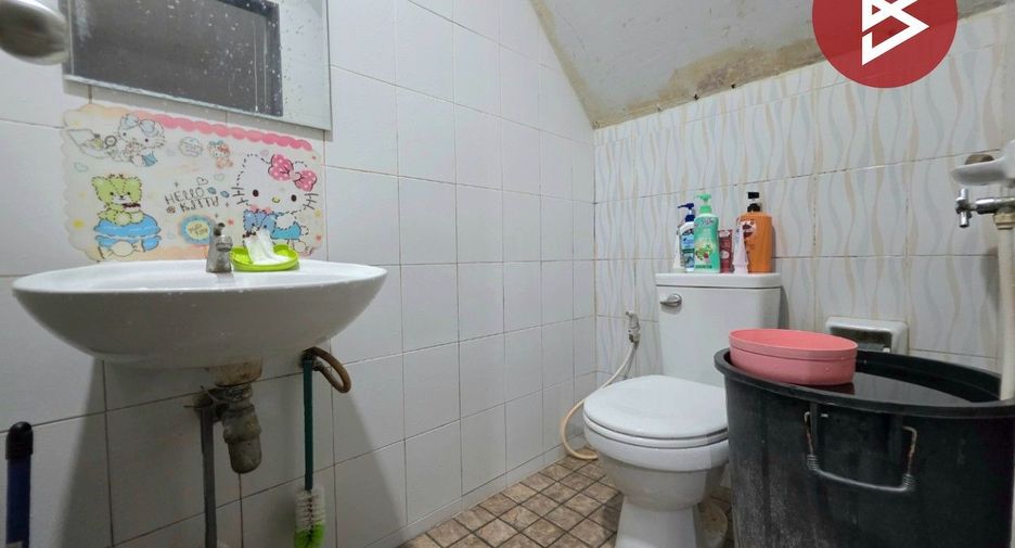 Продажа 2 спальни таунхаус в Si Racha, Чонбури