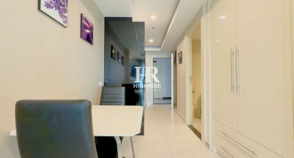For sale 1 bed condo in Pratumnak, Pattaya