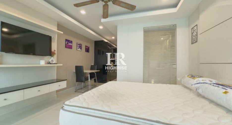 For sale 1 bed condo in Pratumnak, Pattaya