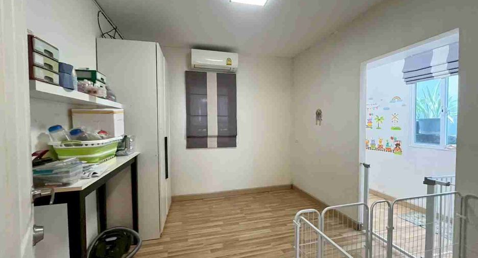 Casa en venta de 3 habitaciones en Khan Na Yao, Bangkok
