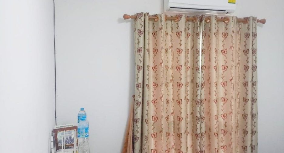 For sale 3 bedrooms townhouse in Mueang Samut Prakan, Samut Prakan
